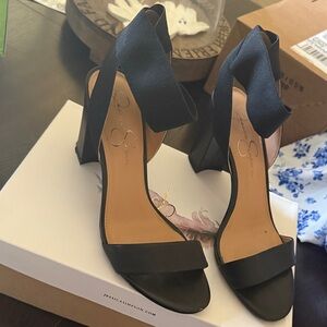 Jessica Simpson Elegant Black Heels